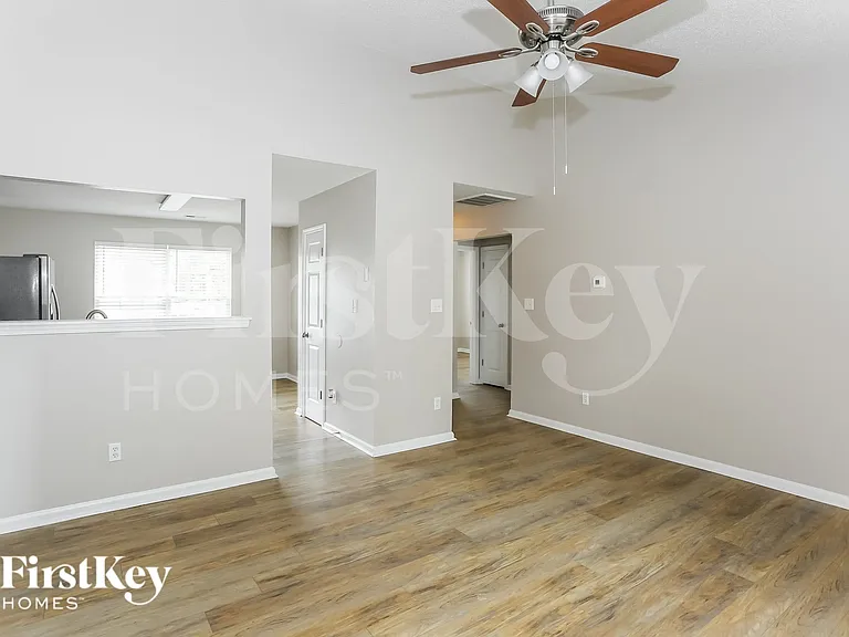4922 Elizabeth Rd — Photo 5