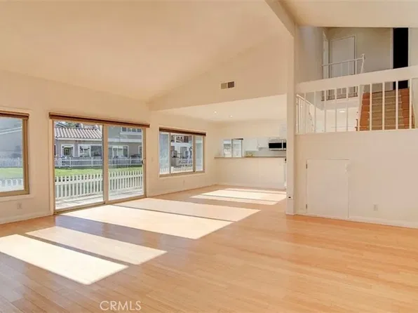 7966 Moonmist Cir, Huntington Beach, CA 92648