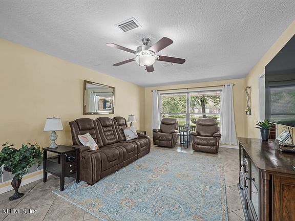 5th image of 14045 SPANISH POINT Drive