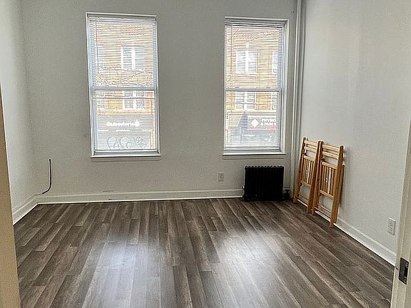 5th image of 4214 Broadway