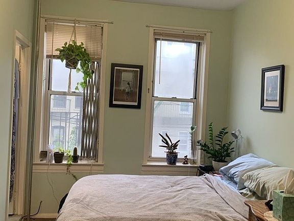 4th image of 30-26 43rd St #B2