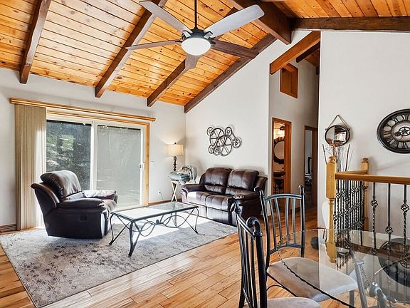 2nd image of 27720 Saunders Meadow Rd