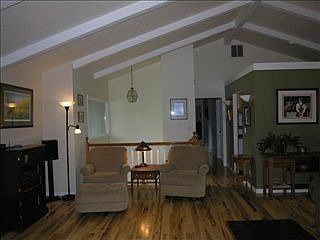 4th image of 118 Michelle Ct