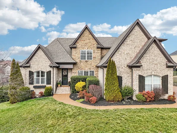 1546 Hunt Club Blvd, Gallatin, TN 37066