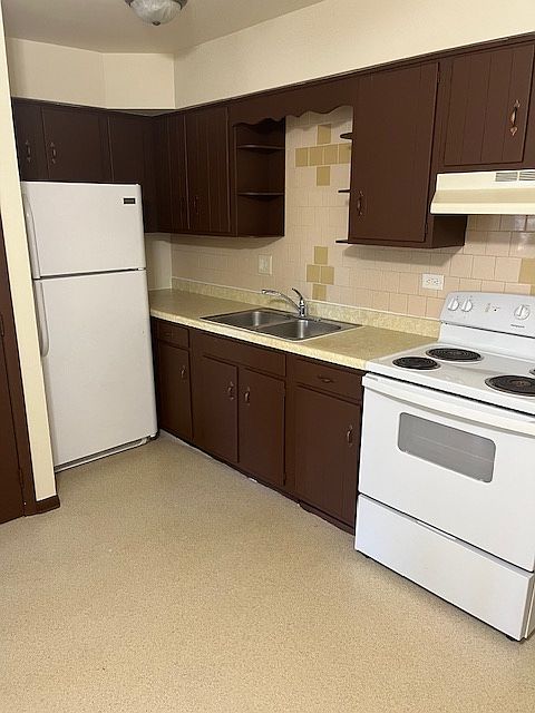 1st image of 1400-1430 Nettie St #1420-8