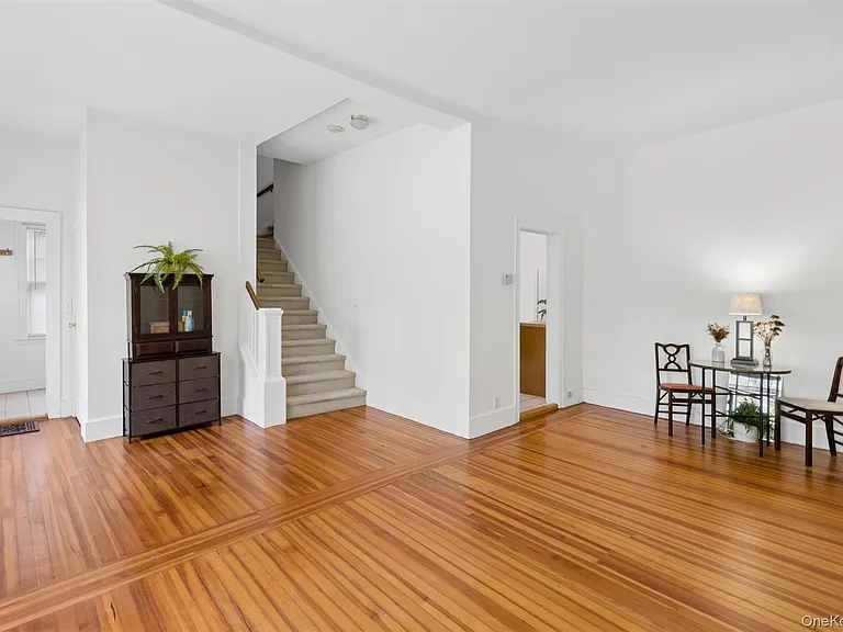 208A Wheatley Rd — Photo 10