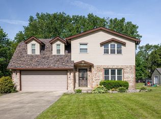 16226 Montrose Ln, Westfield, IN 46074