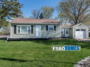 3215 69th Ave, Moline, IL 61265