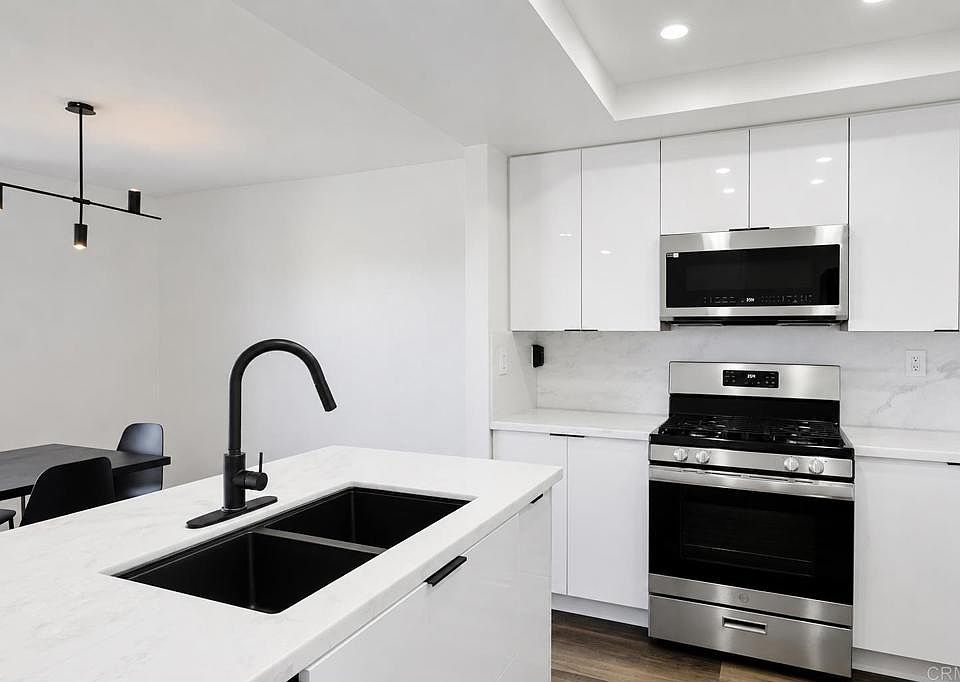1st image of 6931 Camino Revueltos