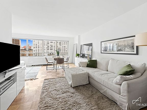 3rd image of 170 W End Ave APT 3R