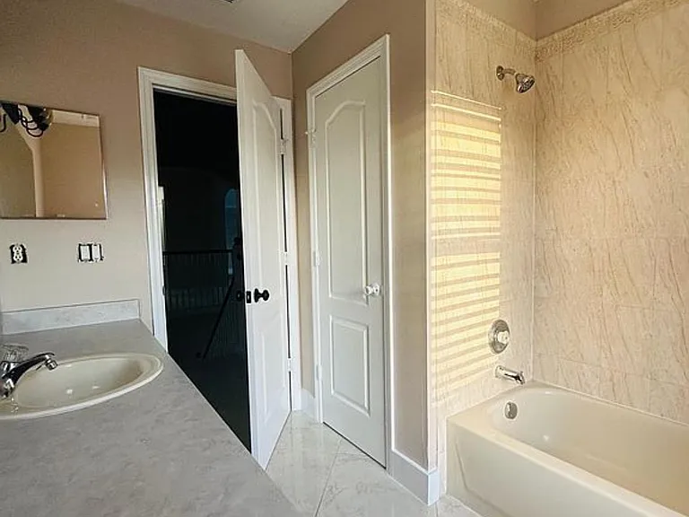 14015 Deep Lake Dr — Photo 21