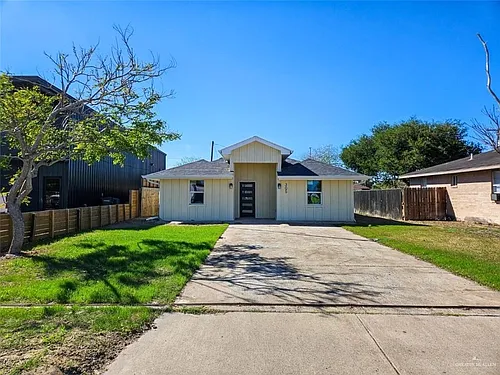 305 S Raul Longoria Rd Photo 1
