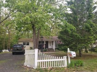 205 Springdale Ln, Williamstown, NJ 08094