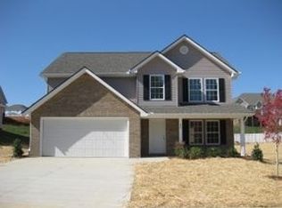 1904 Red Maple Rd, Kingsport, TN 37664