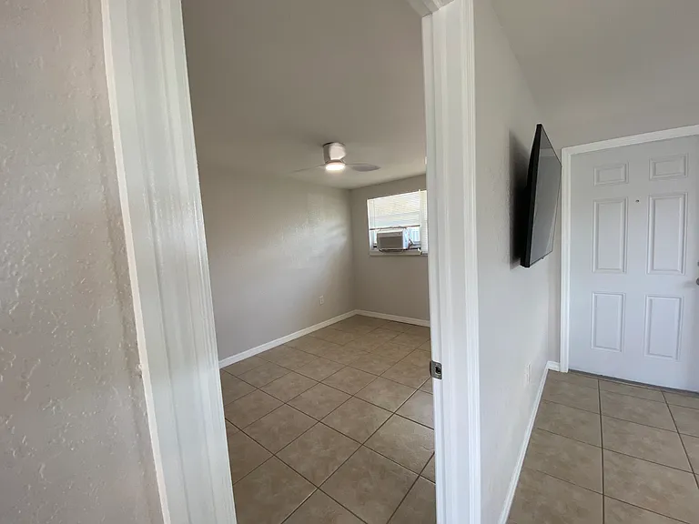 3415 Palm Dr #1 — Photo 40