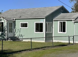 255 Hall Ln, Lakeside, OR 97449