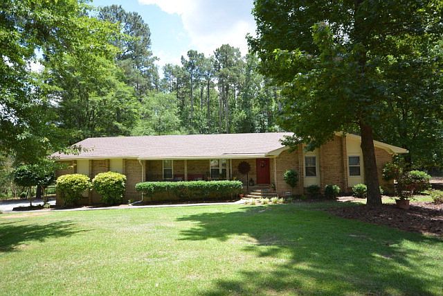 1st image of 727 Rocky Branch Ln