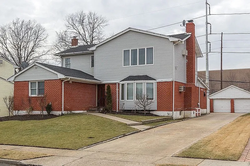 38 Edna Dr photo 1