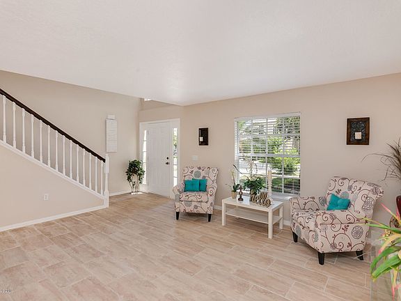 5th image of 1069 Macon Dr
