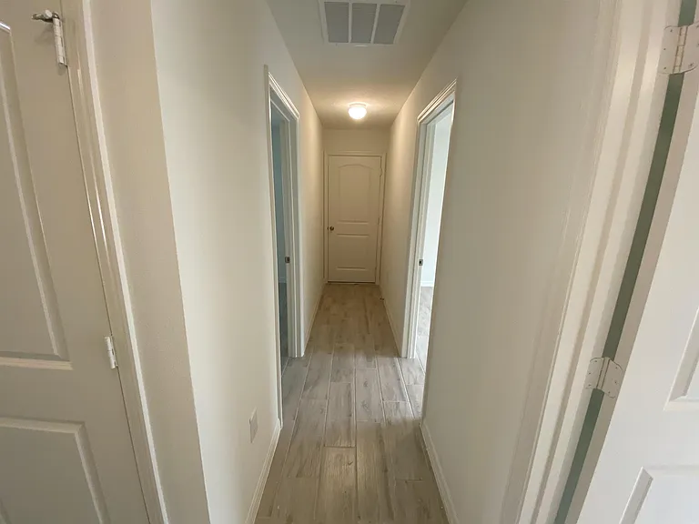 1132 Papaya Cir — Photo 9