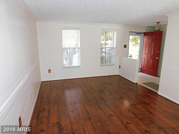 4th image of 1809 Queen Anne Sq