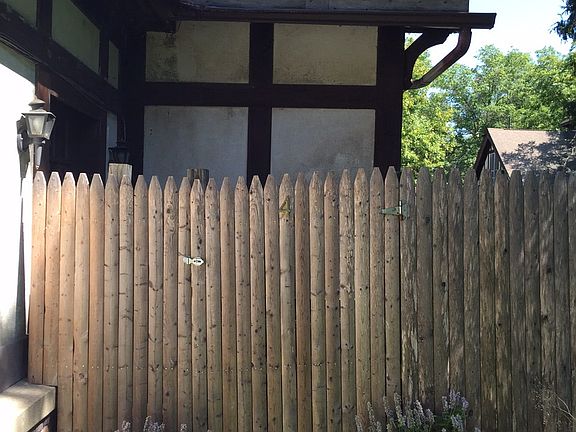 3rd image of 1 Hopeland Ln