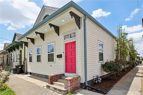 1131 N Roman St Photo 1