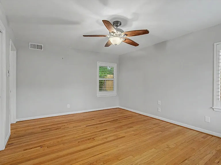 2123 Ridgecrest Dr — Photo 26