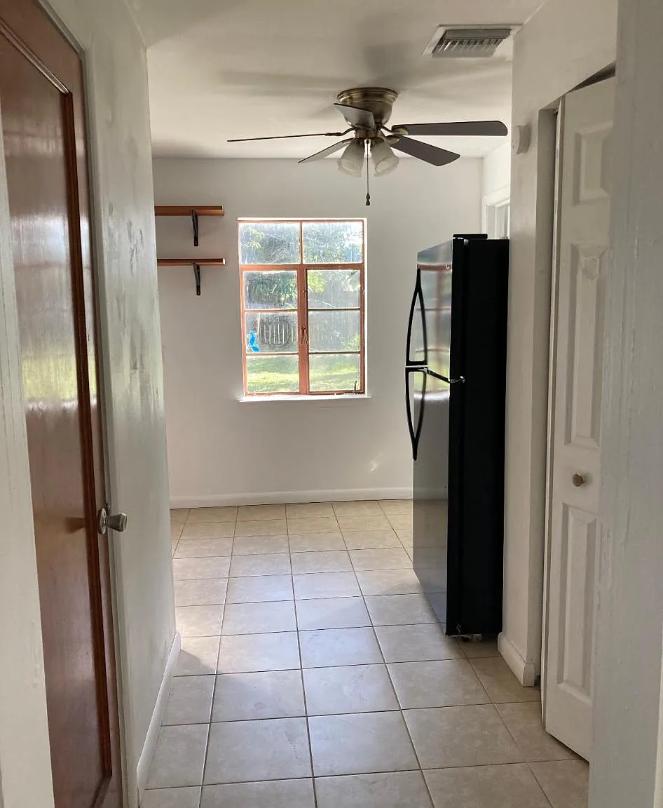 4813 SE Bollard Ave — Photo 2