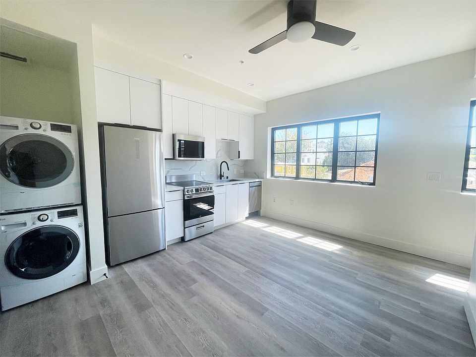 1st image of 2003 4th Ave #206