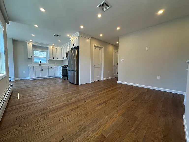 11 Ohio Ave #2 — Photo 3
