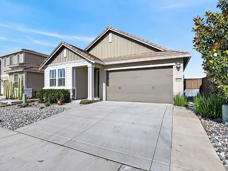 10365 Charles Morris Way — Photo 3