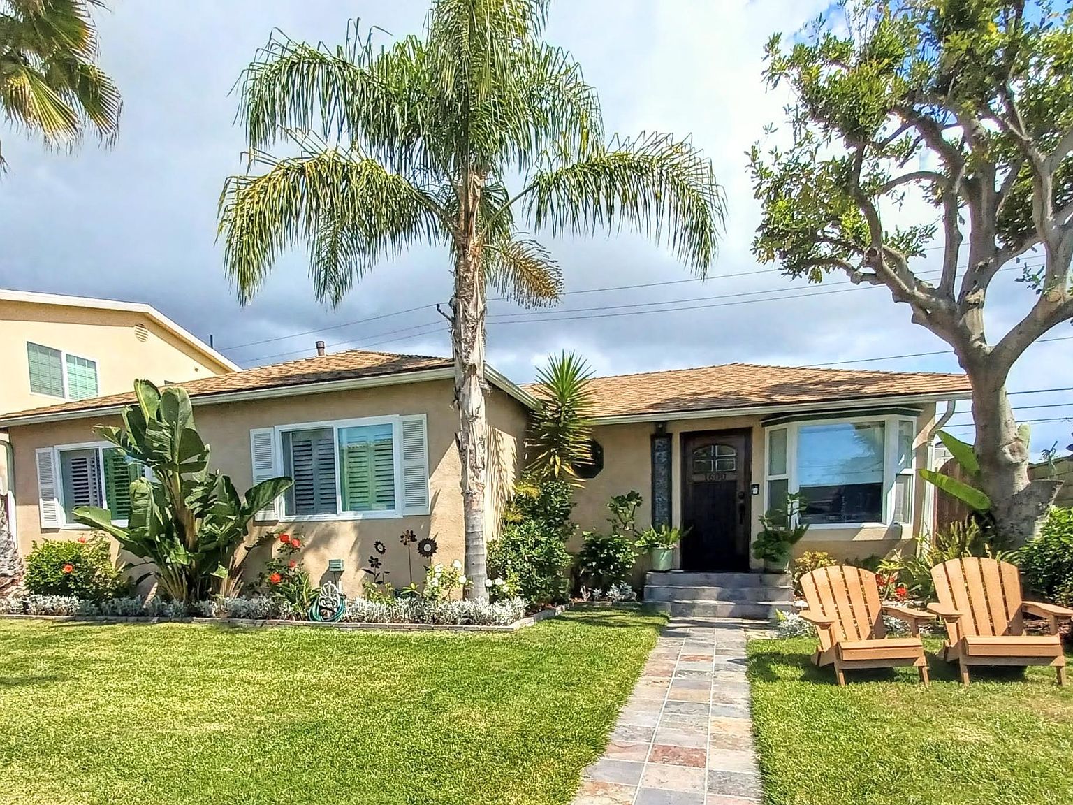 Manhattan Beach, CA 90266