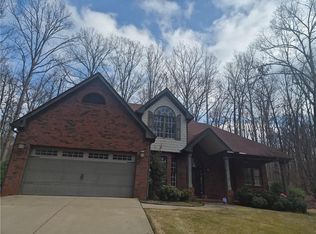 540 Branch Dr, Pendergrass, GA 30567