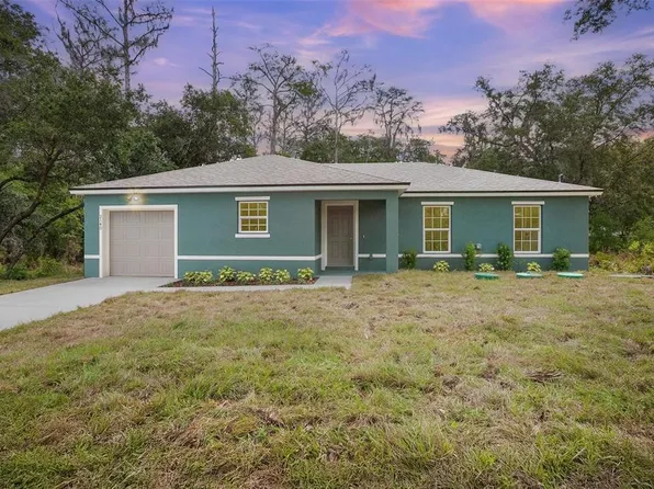 2145 8th Ave, Deland, FL 32724