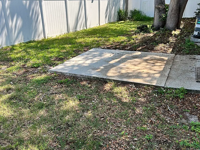 Willow Ave — Photo 6