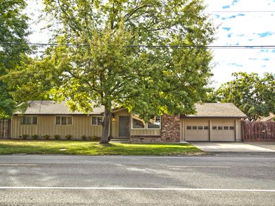 5332 Engle Rd, Carmichael, CA, 95608