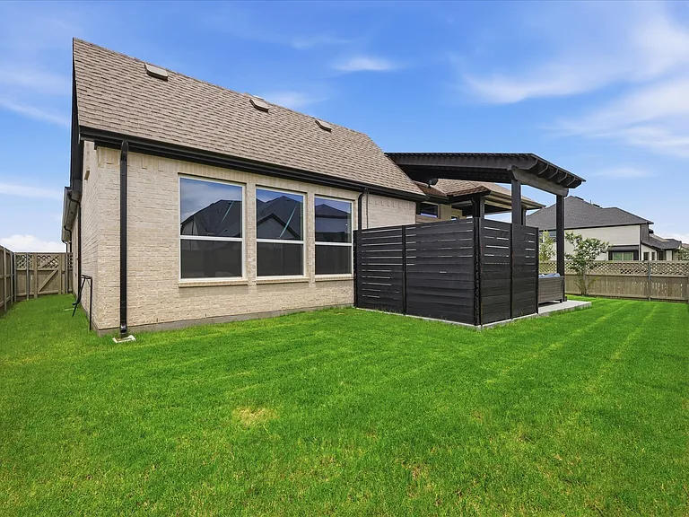 501 Horizon Way — Photo 64