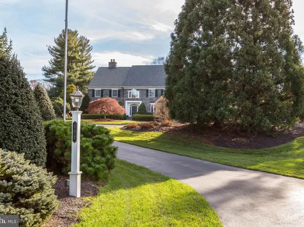 152 Grubb Rd, Malvern, PA 19355
