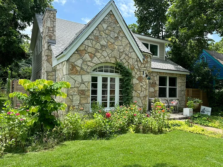 4215 Sinclair Ave — Photo 40