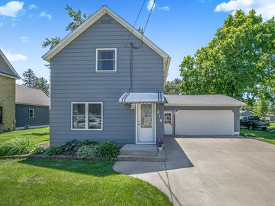 216 1st St SW, Melrose, MN, 56352