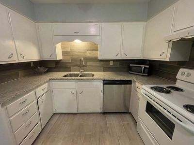 2108 N Travis St, Sherman, TX, 75092