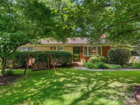 1608 Keeling Pl, Charlotte, NC 28210