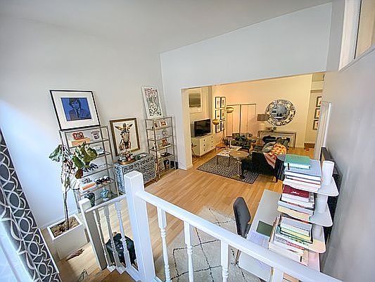 1st image of 250 W 14th St APT 1R