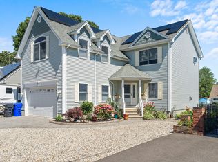 20 Queen Ann Rd, Brick, NJ 08723