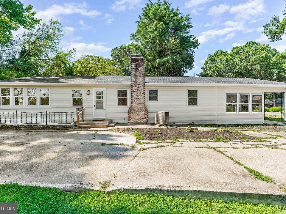 1st image of 1228 Holly Vista Dr