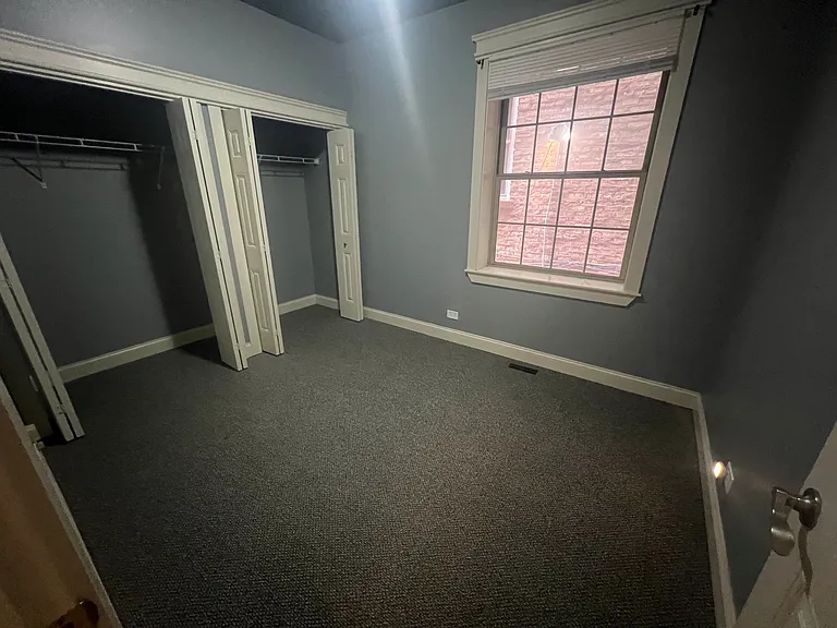 4956 S Vincennes Ave #1W — Photo 5