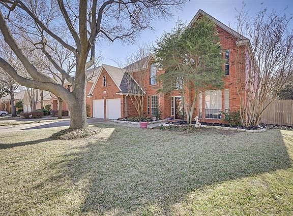 2nd image of 2734 Hidden Lake Dr