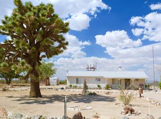 10424 Olivine Rd, Victorville, CA 92392