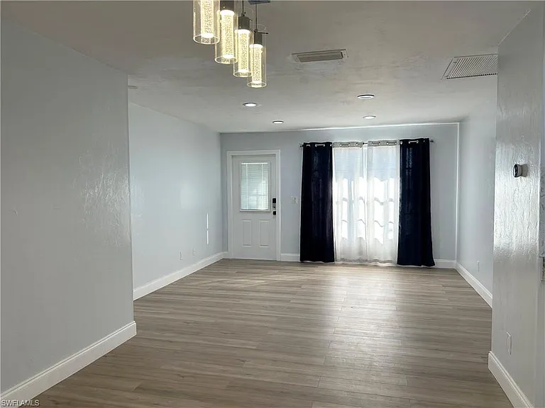 1428 SE 20th Ave — Photo 7